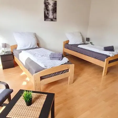 Cozy 2 Flat With Wlan * מגדבורג